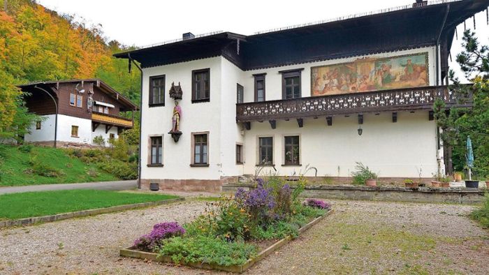 Villa Feodora und Hinterhaus sollen in einer Hand bleiben