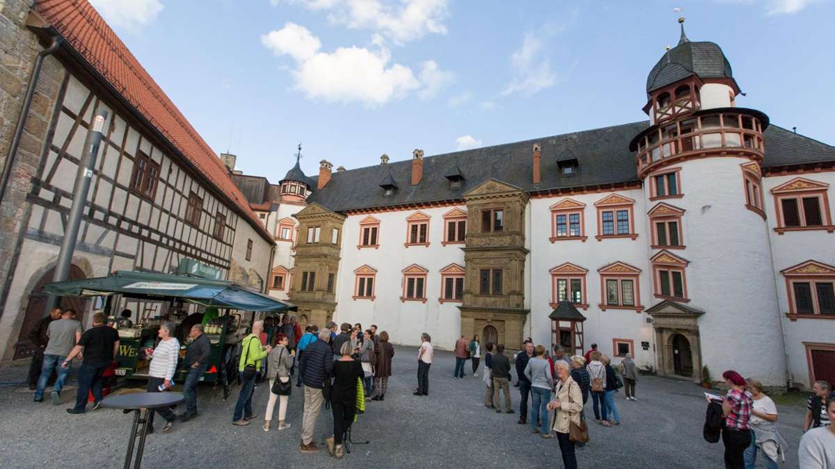 Feuilleton: Burgenmuseum kämpft mit Defizit