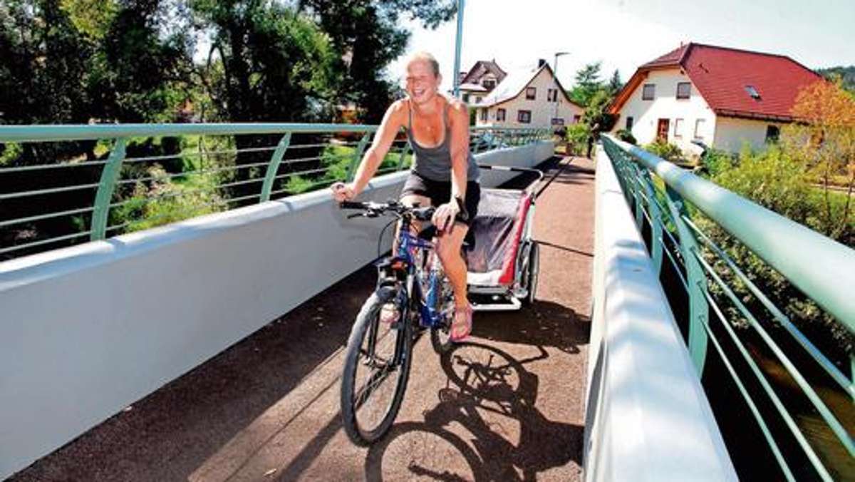 Schmalkalden: Brücke ist saniert: Kurzer Weg ins Brückenfeld