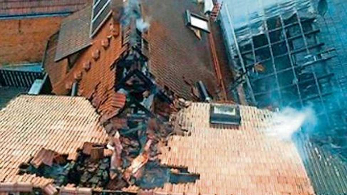 Hildburghausen: Feuer zerstört drei Wohnungen