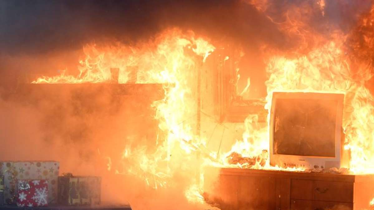 Sonneberg/Neuhaus: 80 000 Euro Schaden bei Brand eines Einfamilienhauses in Judenbach