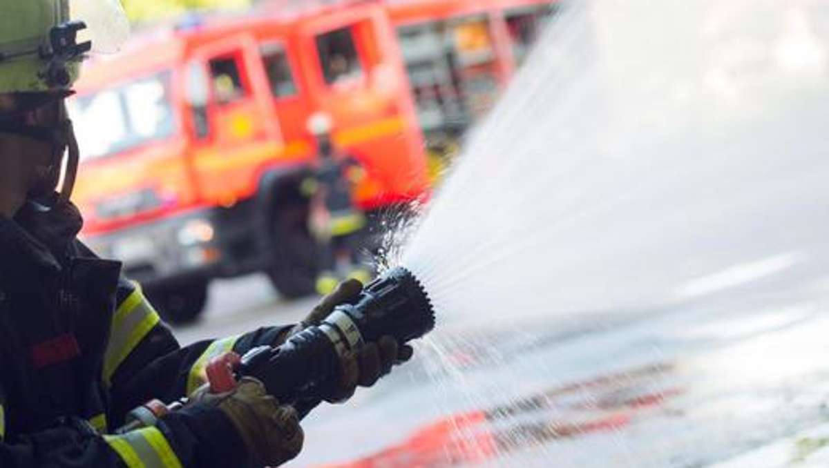 Thüringen: Feuer durch Zufall entdeckt: Sieben Bewohner verletzt