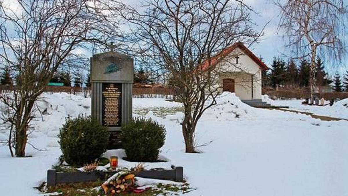 Rhön: Zu wenig Bestattungen machen den Friedhof teurer