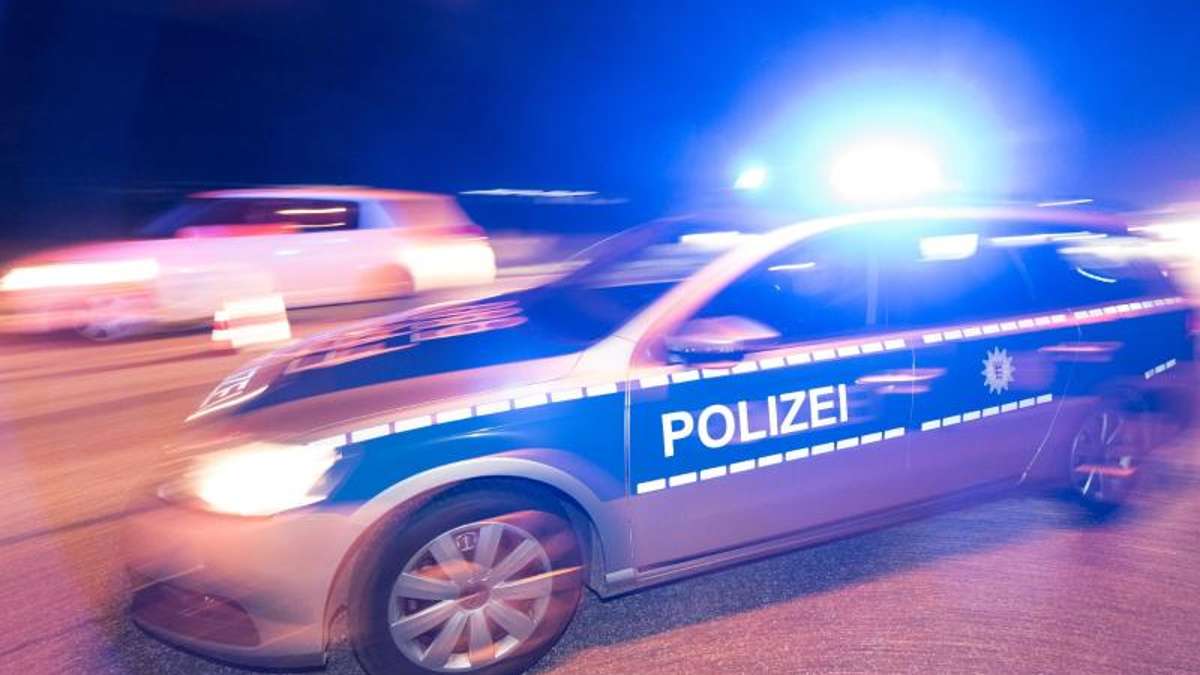 Ilmenau: Unter Drogen zwei Streifenwagen gerammt und auf Beamte zugerauscht