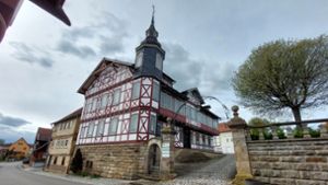 Denkmal in Helmershausen: Rotes Schloss hat viel Glück gehabt