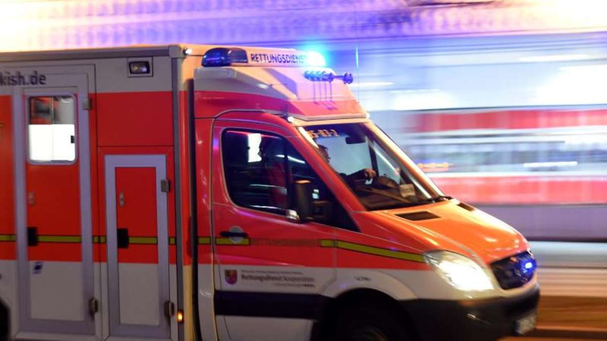 Sonneberg/Neuhaus: Neunjähriger Radler bei Zusammenprall mit Auto schwer verletzt
