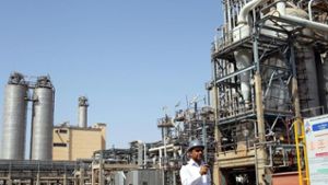Iran will Benzin rationieren, aber das Parlament protestiert