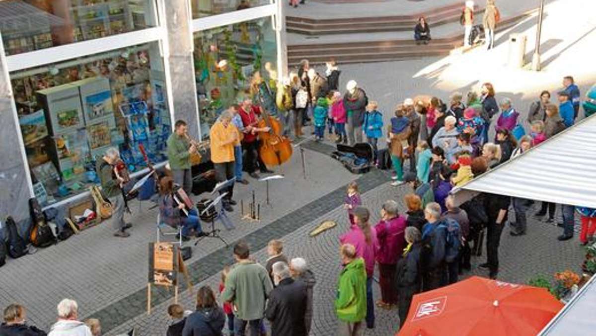 Ilmenau: Straßenmusik zum Auftakt der Folktage