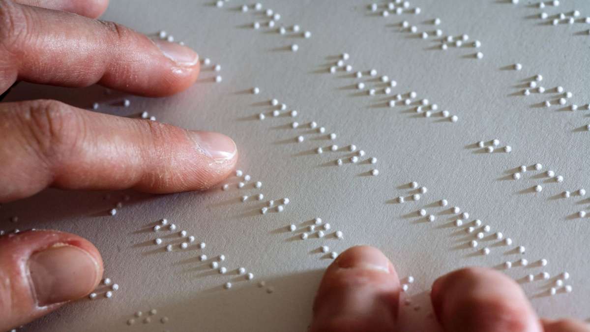 Welt-Braille-Tag: Die Blindenschrift – ein Auslaufmodell?