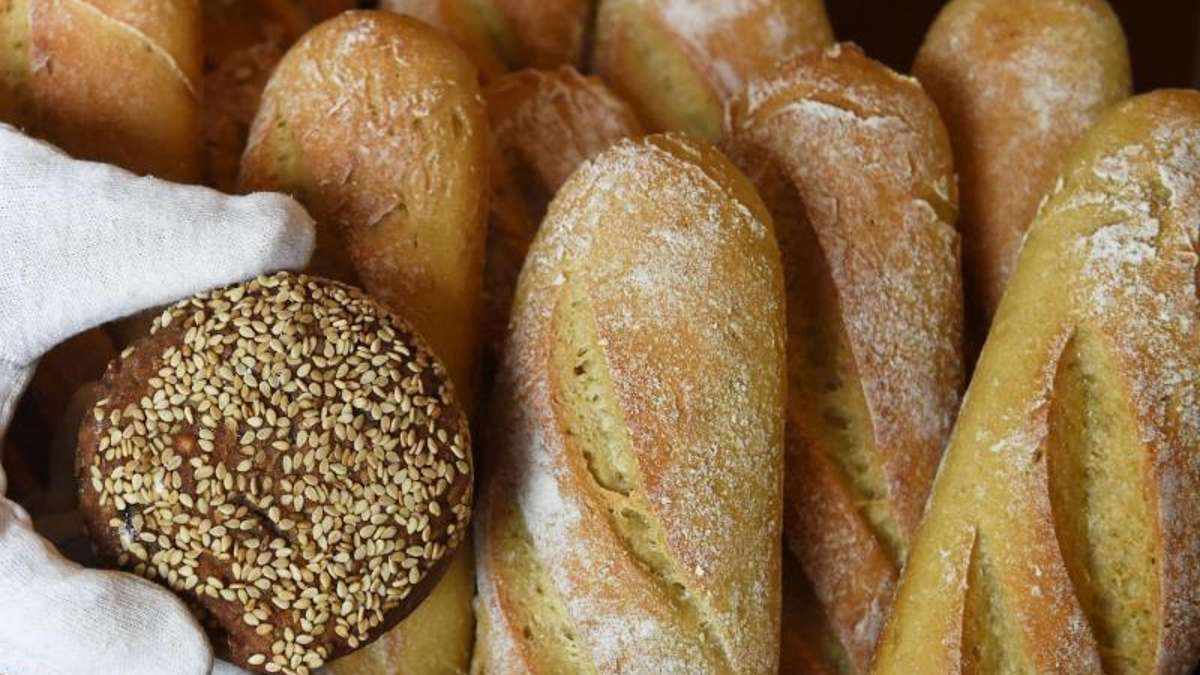 Wirtschaft: Bäckerei-Kette frischBack GmbH Arnstadt  stellt Insolvenzantrag