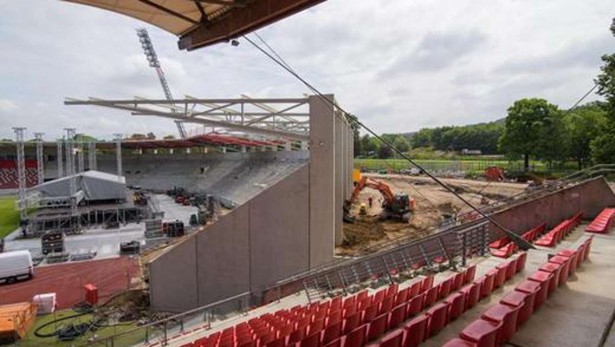 Regionalsport: FC Rot-Weiß Erfurt sagt Stadion-Eröffnung erneut ab