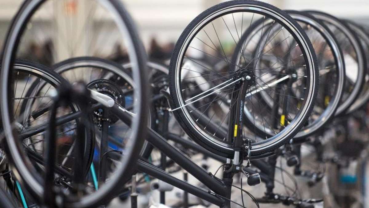 Wirtschaft: Fahrradhersteller Mifa macht wohl mit 250 Beschäftigten weiter