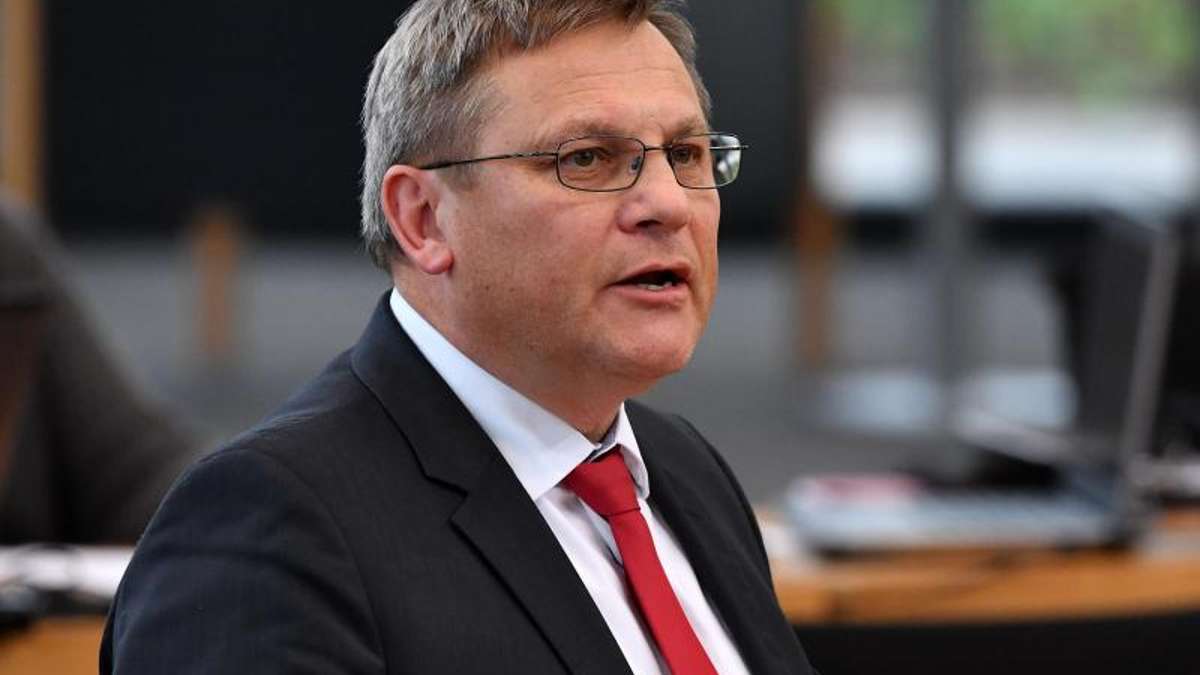 Thüringen: SPD-Mann Höhn lehnt neue Kreiskarte komplett ab