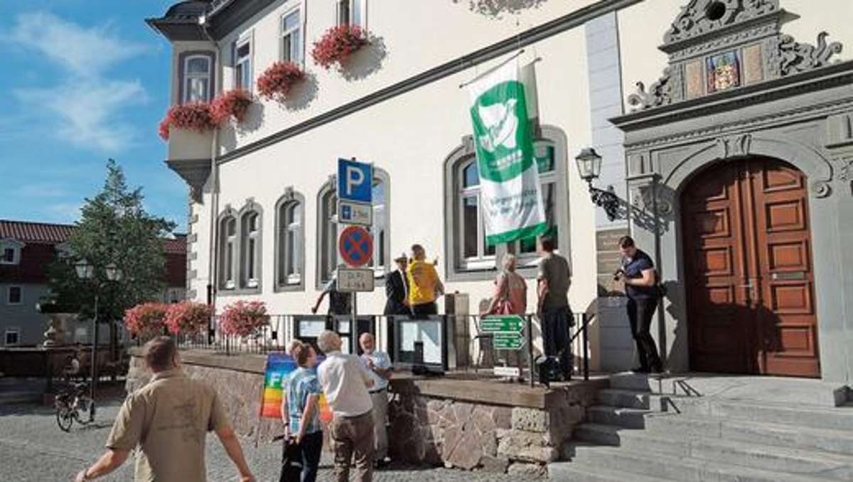 Ilmenau: Ilmenau zeigt Flagge für den Frieden