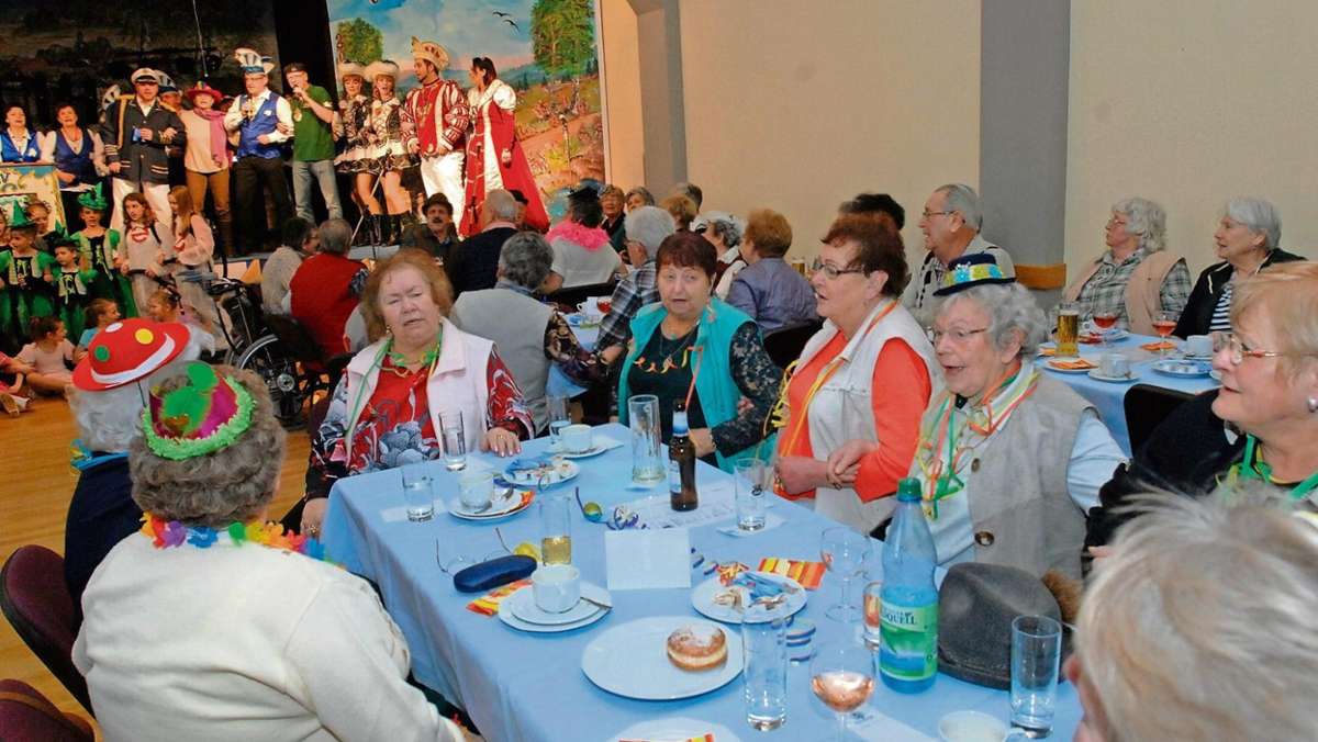 Ilmenau: Senioren feiern Fasching in Heyda