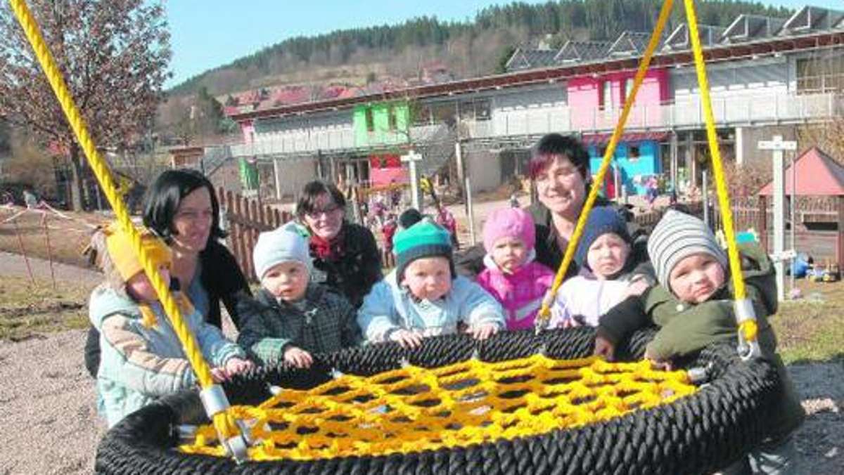 Ilmenau: Die Kleinsten haben vom neuen Spielplatz Besitz ergriffen
