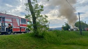 Herschdorf: Technischer Defekt: Gülle-Lastwagen brennt
