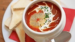 Von Soljanka bis Tomatennudeln: Fans halten Ost-Essen die Treue