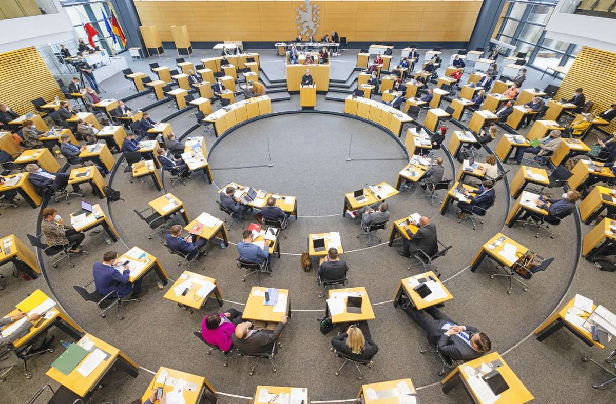 Blick in eine Plenarsitzung des Thüringer Landtags in Erfurt. Foto: /Michael Reichel