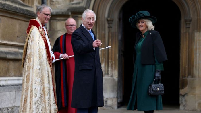 König Charles und Königin Camilla besuchen Ostergottesdienst