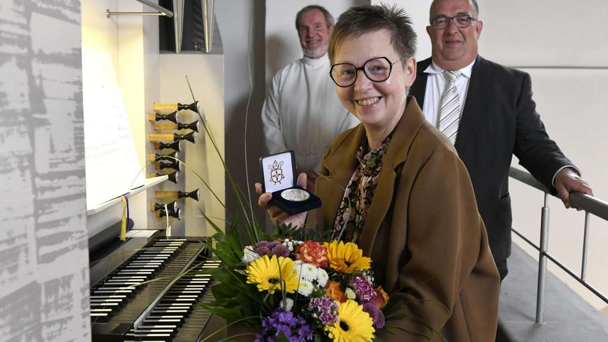 Organistin geehrt: Eva-Maria Sacher bekommt St.-Elisabeth-Medaille