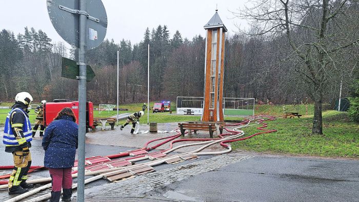 Feuerwehr verhindert Überflutung