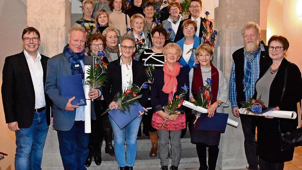 Schmalkalden: 24 Rosen für 24 Stadtführer
