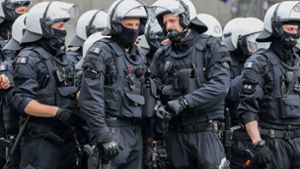 Vorbereitung auf die EM: Großes Polizeiaufgebot an Stützerbachs Bahnhof
