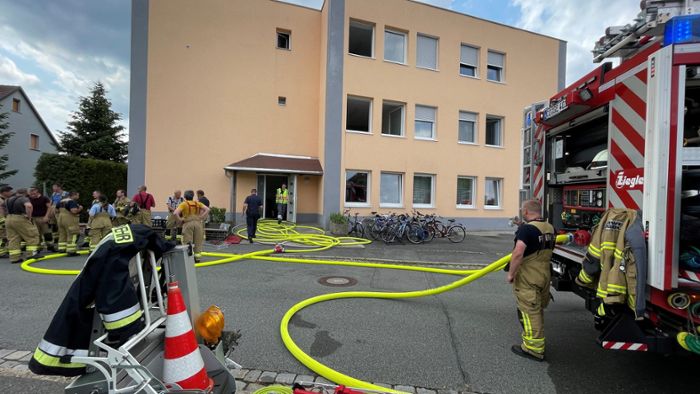 Großalarm in Ebersdorf: Feuer im Asylbewerberheim