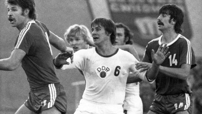 Handball: Trauer um Wolfgang Lakenmacher