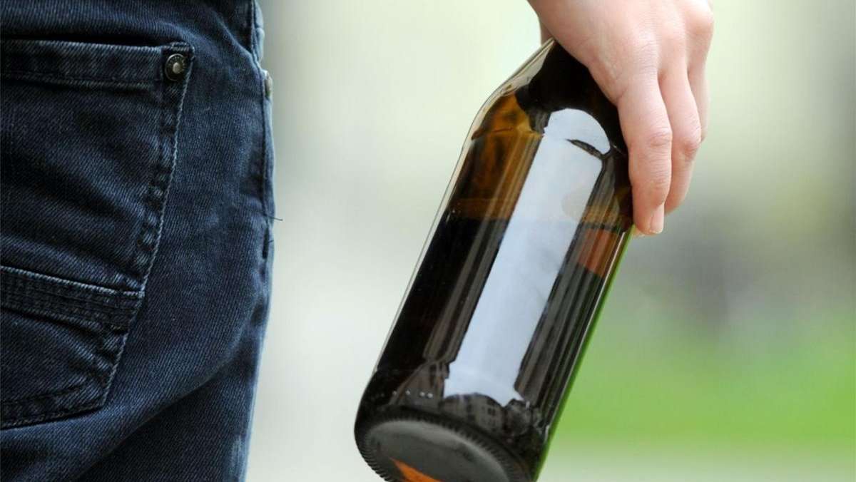 Thüringen: Schlägerei und Bedrohung mit Flasche endet für Mann in Psychiatrie