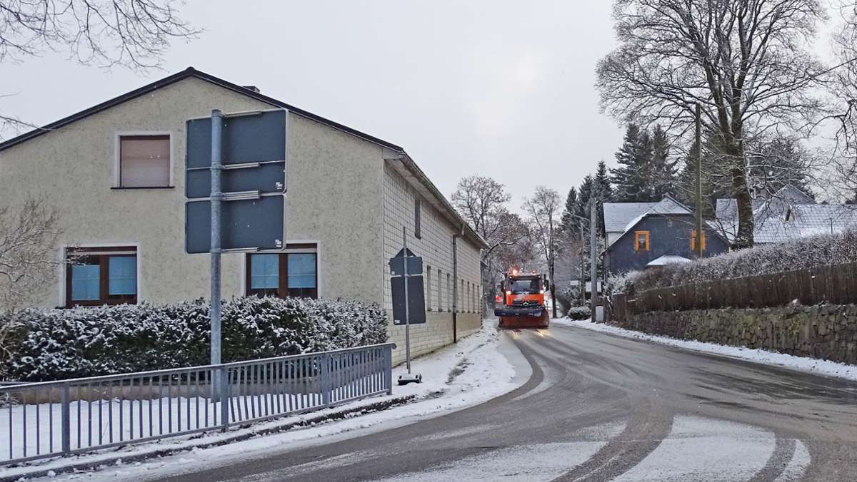 Erster Wintereinsatz im Kreissüden: Üble Anrufe im Rathaus Großbreitenbach