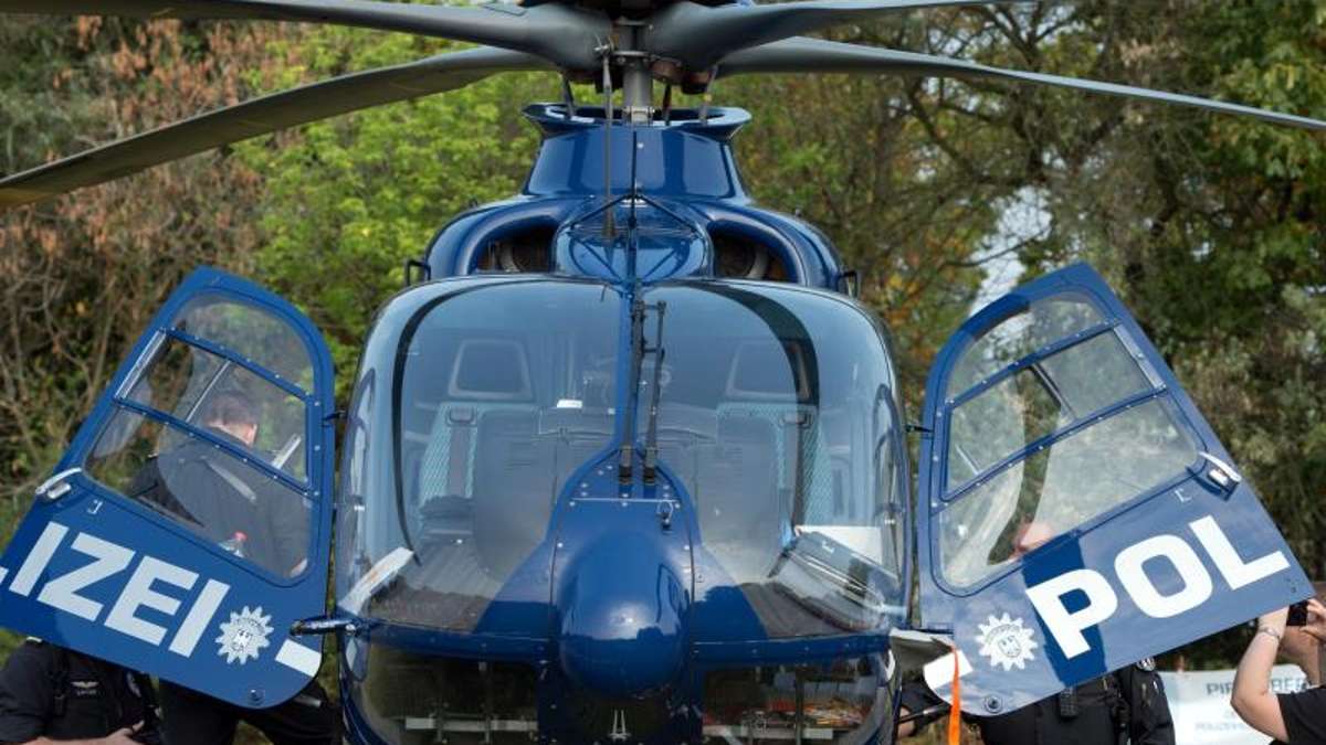 Thüringen: Betrunkener Unfallflüchtiger an A73 per Hubschrauber gefunden