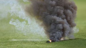 Pyrotechnik im Fußball: FC Schwallungen distanziert sich