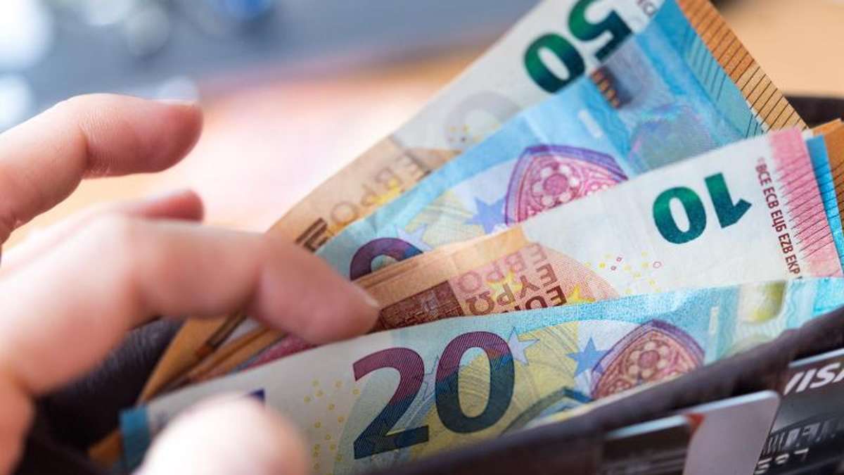 Neuhaus am Rennweg: Stadt Neuhaus zahlt 500 Euro Belohnung für Tipps zu Tätern