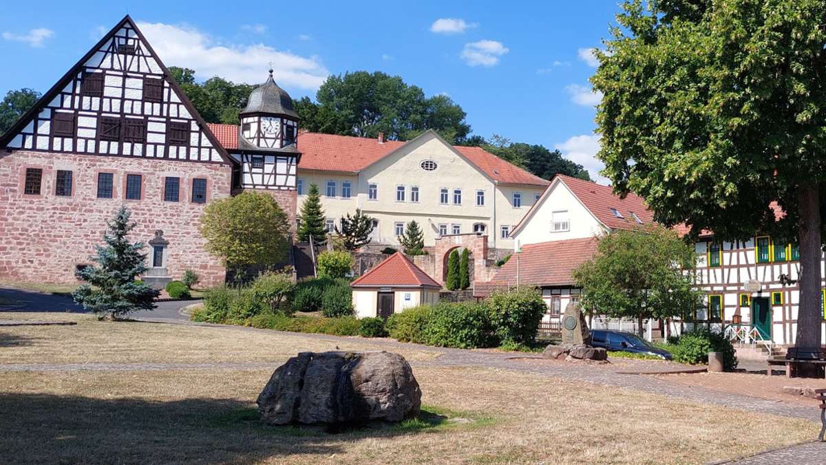 Prinz   veräußert Wald: Schweizer Post kauft Zillbacher Forst