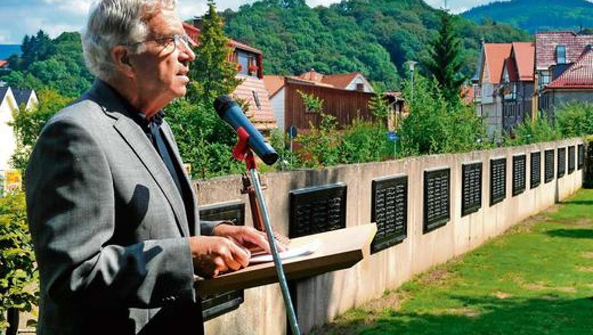 Suhl/ Zella-Mehlis: Erinnerungsort für getötete Suhler Soldaten übergeben
