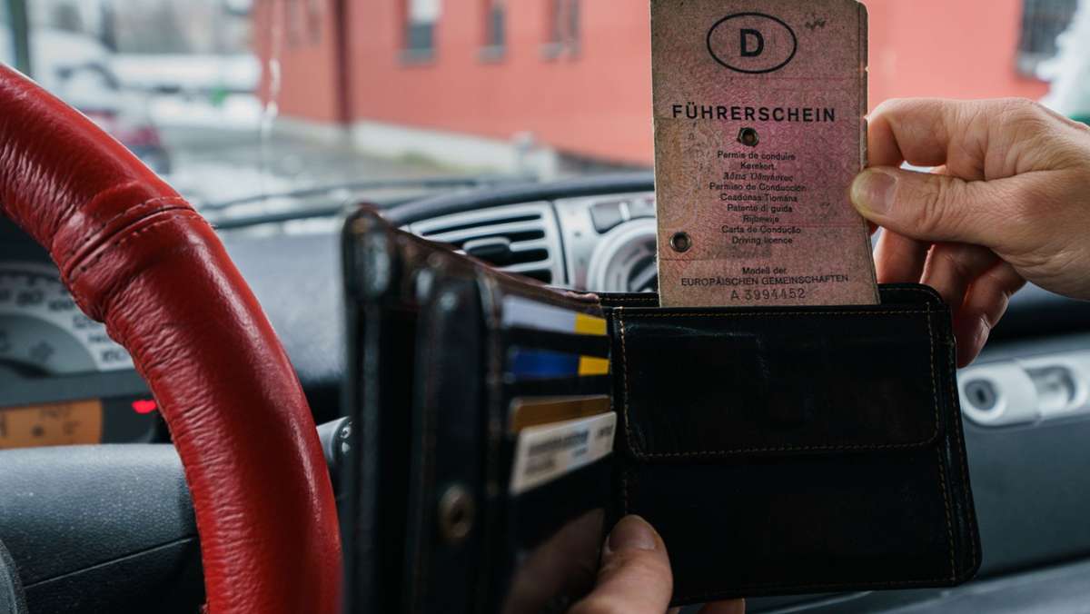Überlastete Behörden: Engpass bei Führerschein-Umtausch
