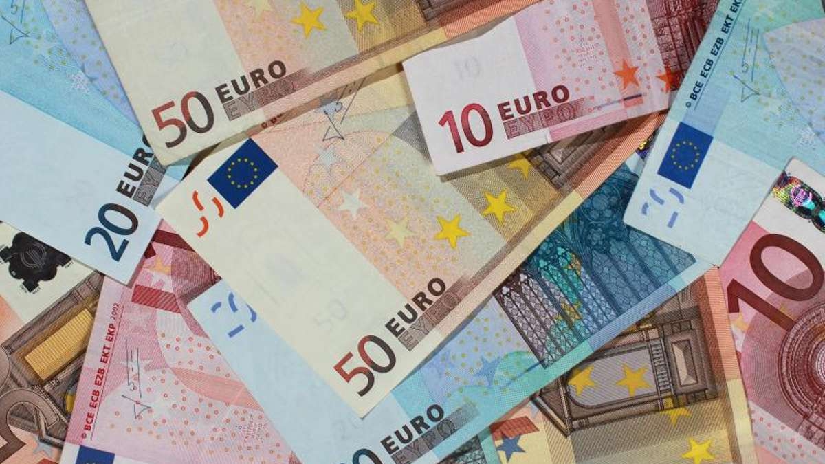 Thüringen: Falsche Polizisten erbeuten mehr als 50 000 Euro von 85-Jähriger
