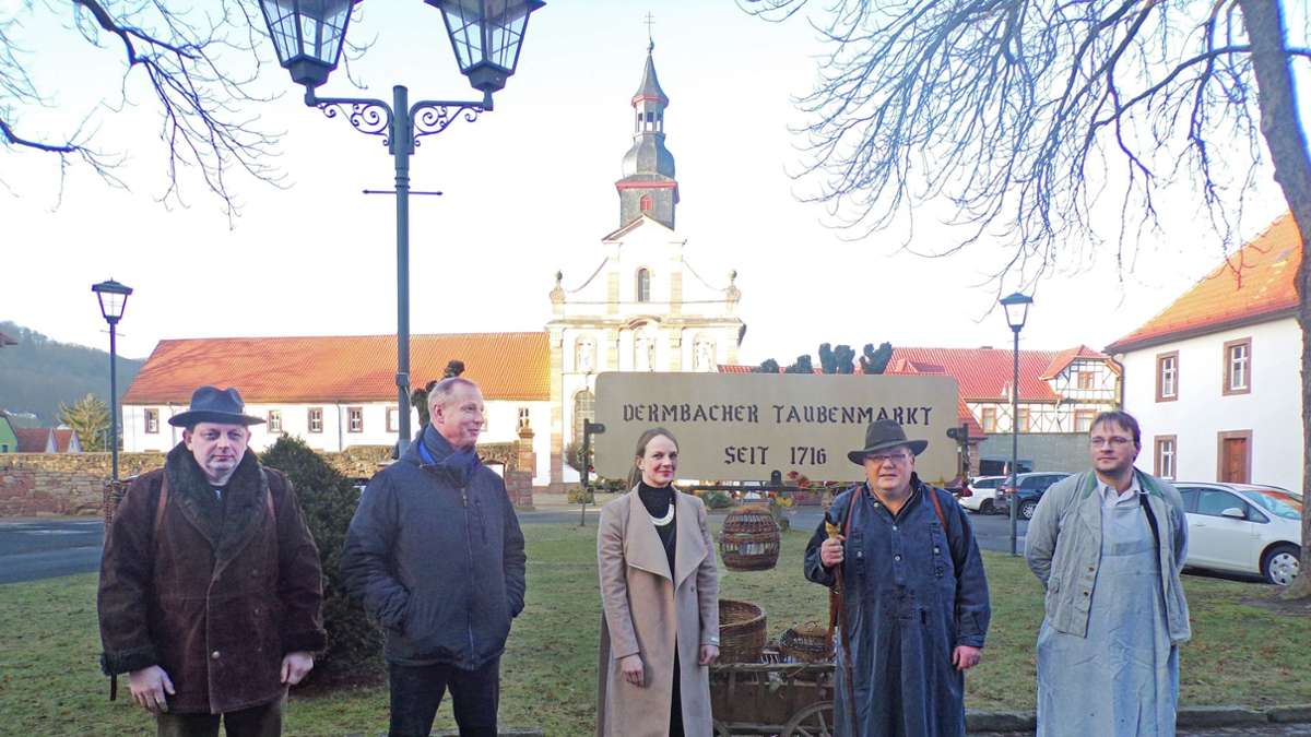 Kulturerbe in der Rhön: Staatssekretärin Beer besucht Dermbacher Taubenmarkt
