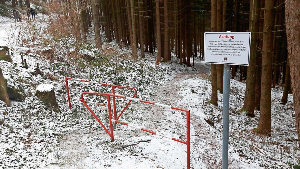 Ilmenau: Mountainbiken wird nun durch Verbotsschilder untersagt