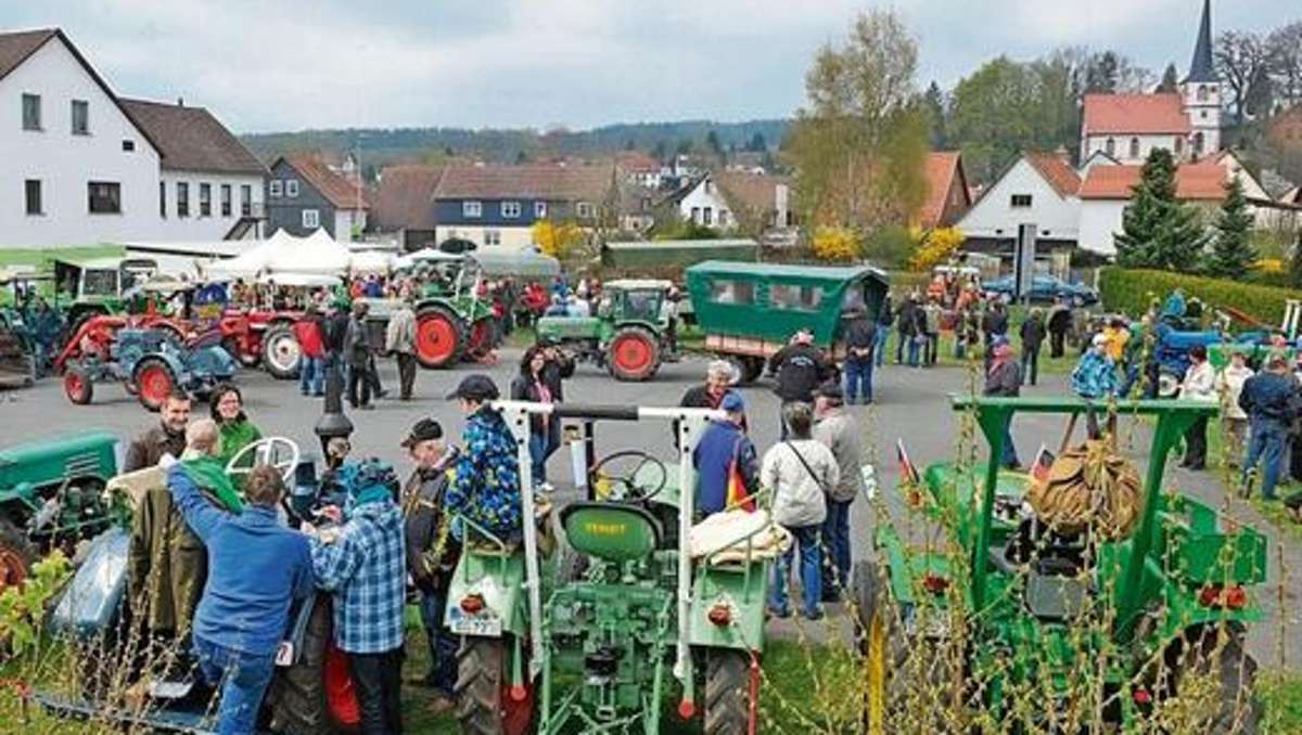 Hildburghausen: Traktoren und Anhänger im Trend