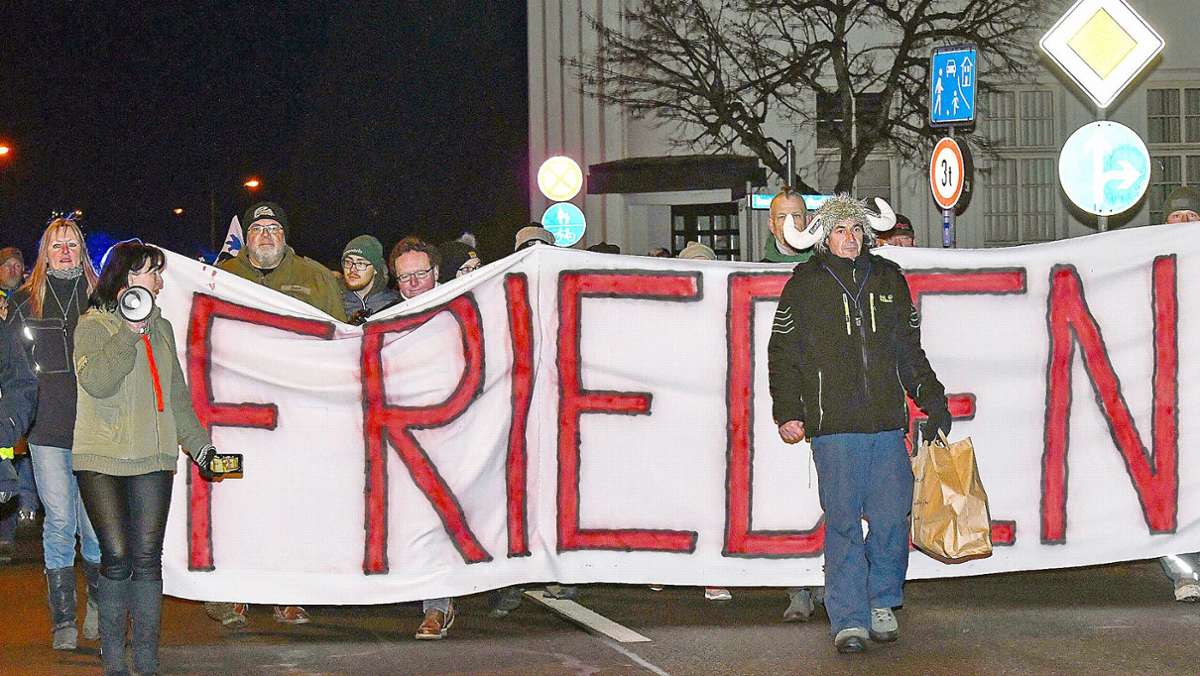 Demo in Sonneberg: Neue Protestbewegung mit kuriosem Auftritt