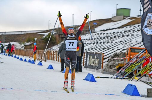 Kaum zu schlagen: Emilia Görlich war vor allem als Skilangläuferin Spitzenklasse – hier bei der  Jugend-DM im März 2019. Foto: /Jan Simon Schäfer