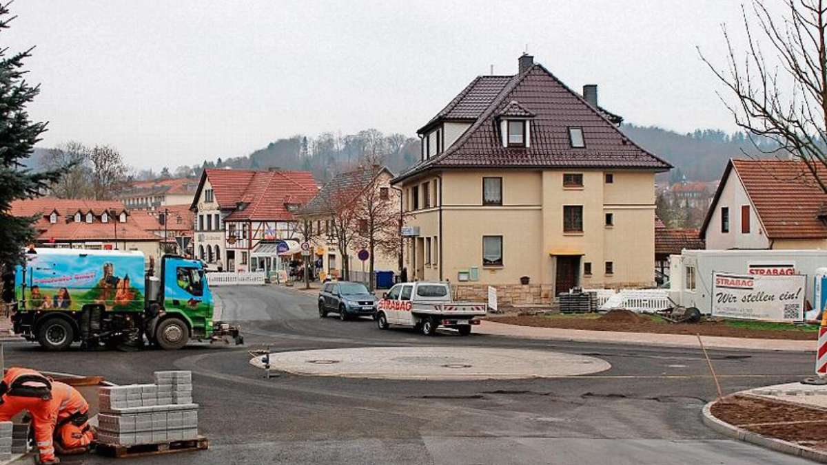 Bad Liebenstein: Kreisverkehr ab Freitagmittag befahrbar