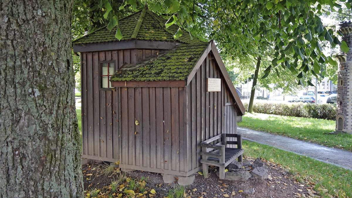 Miniaturgebäude: Kickelhahnturm bleibt am Bahnhof