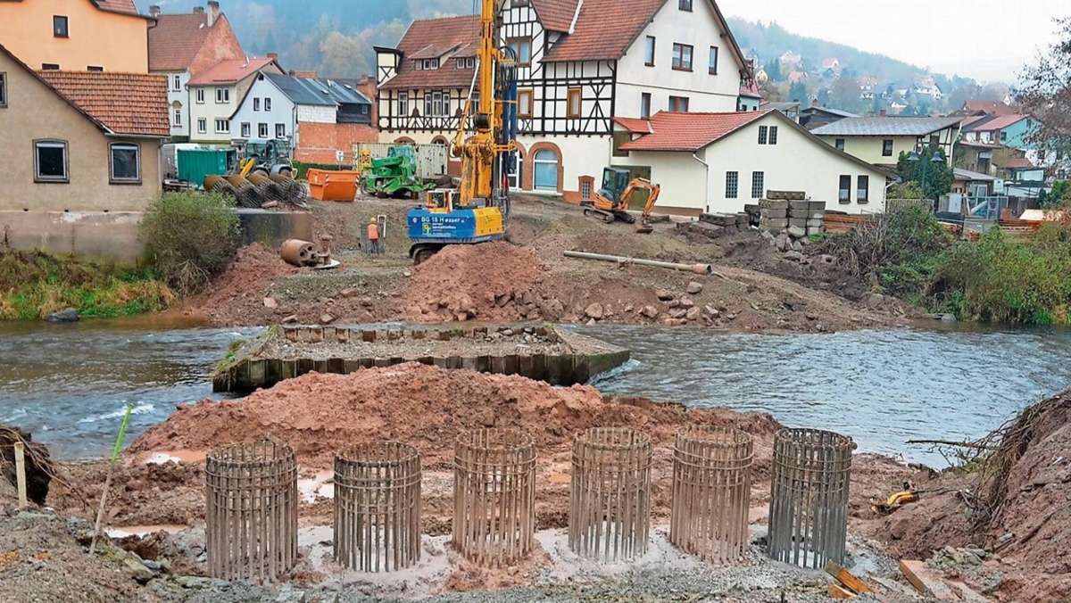 Werra-Bote: Brückenbau in Wasungen: Vieles hängt vom Wetter ab