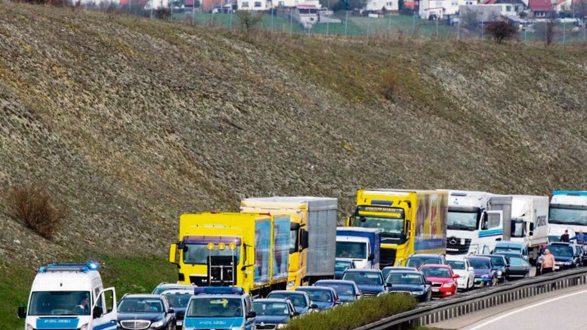 Rohr: Sprengung sorgt wieder für Stopp auf Autobahn 71 bei Rohr