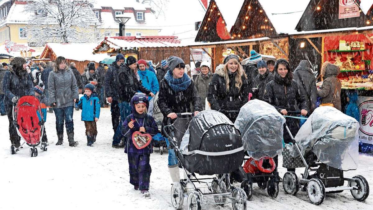 Suhl/ Zella-Mehlis: Verkaufsoffener Sonntag versinkt im Schnee