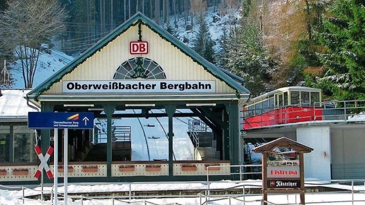 Oberweißbach: Après Ski-Party bei der Bergbahn